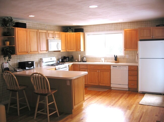 property at 4 Good Hope Ln