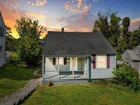 120 Monroe St in Radford, VA - Building Photo