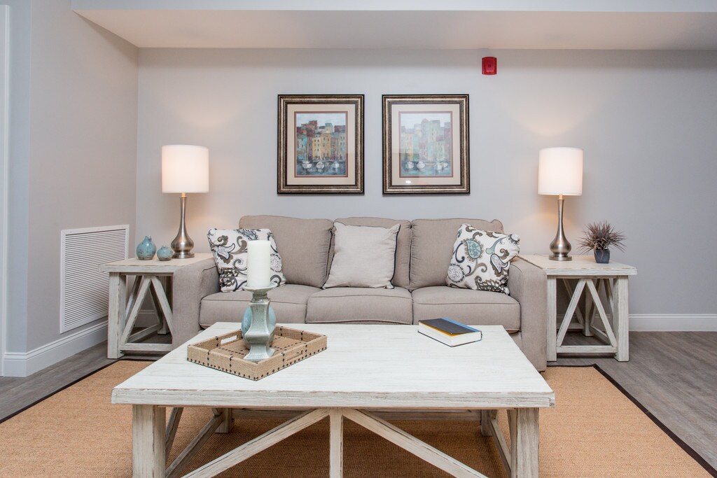 Commonwealth Residences Apartments in Wayland, MA