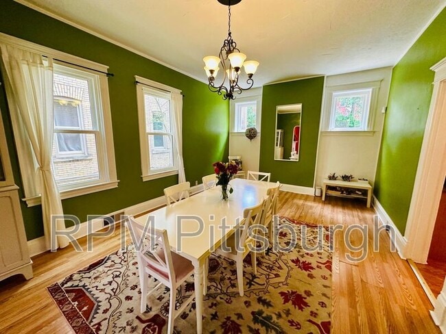 828 Mellon St in Pittsburgh, PA - Building Photo - Building Photo