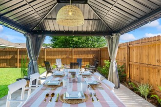 5390 Peach Dr in Pace, FL - Building Photo - Building Photo