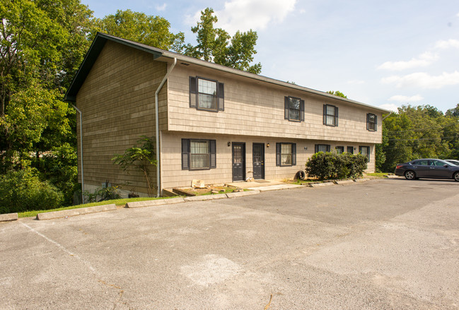 228 Claire Ave in Rossville, GA - Foto de edificio - Building Photo