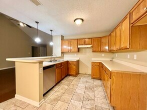 951 Scofield Dr in Cordova, TN - Building Photo - Building Photo