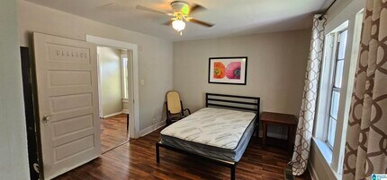 3233 Allison-Bonnett Memorial Dr in Hoover, AL - Building Photo - Building Photo