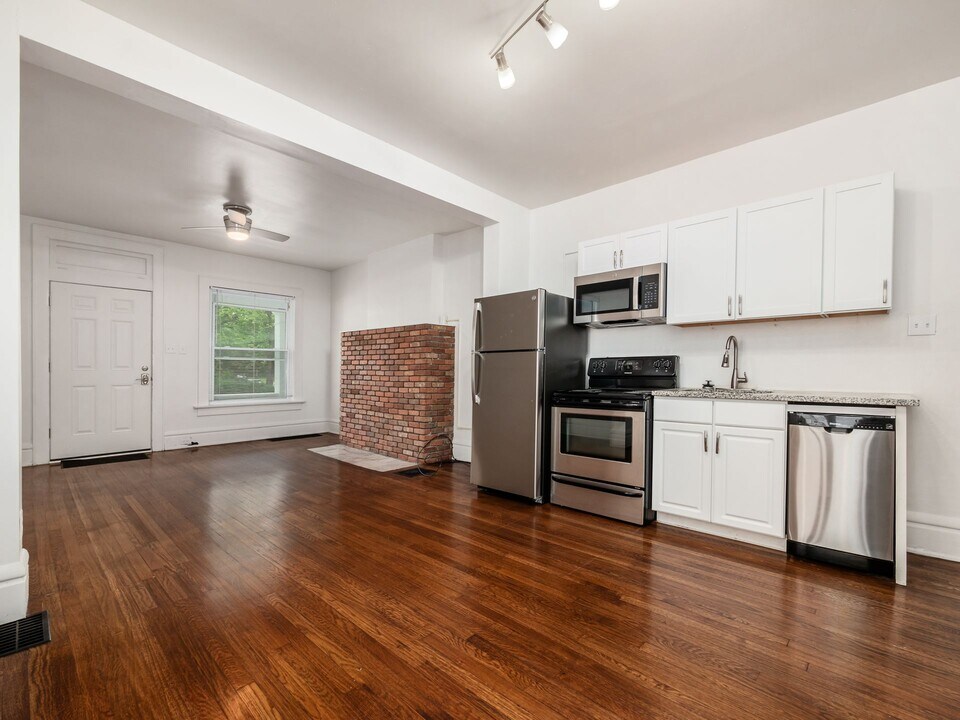 2463 Findley Ave, Unit 2463 in Columbus, OH - Foto de edificio