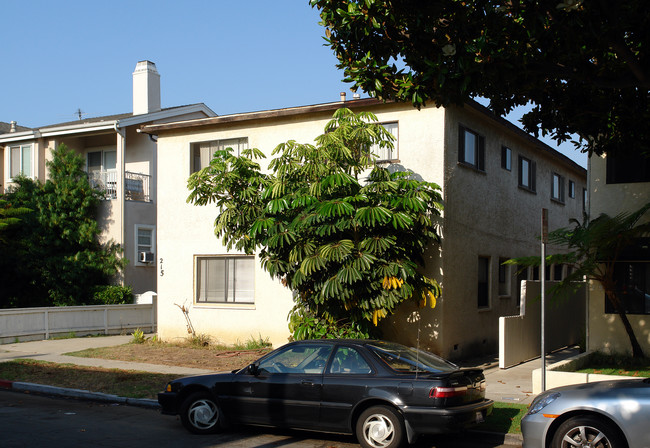 215 Concord St in El Segundo, CA - Building Photo - Building Photo