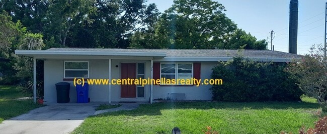 property at 1374 Lady Marion Ln