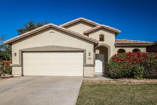 2558 W Lynne Ln in Phoenix, AZ - Building Photo