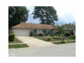 108 Willowood Ln in Fishers, IN - Building Photo