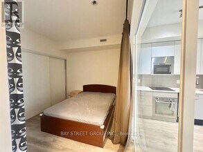 17 Dundonald St in Toronto, ON - Building Photo - Building Photo