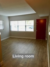 321 S Brown Ave, Unit 321 S Brown Ave in Orlando, FL - Foto de edificio - Building Photo