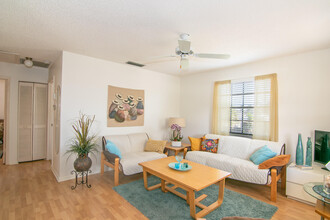 2206 NE 4th St in Boynton Beach, FL - Building Photo - Building Photo