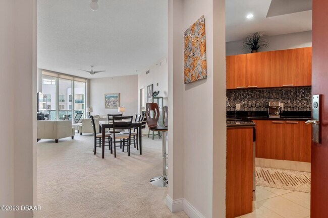 241 Riverside Dr in Holly Hill, FL - Building Photo - Building Photo