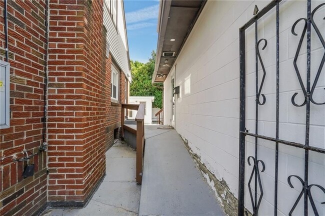 1041 Atwood Ave in Johnston, RI - Building Photo - Building Photo