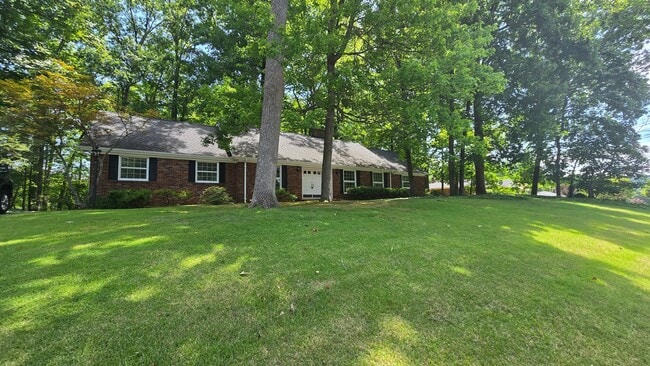 property at 2121 Southcote Dr