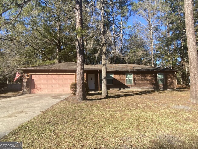 208 Creekwood Dr in Kingsland, GA - Building Photo - Building Photo