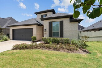 17646 Northern Harrier Ct in Conroe, TX - Foto de edificio - Building Photo