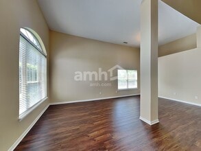 11536 Jagged Rock Ct in Fishers, IN - Foto de edificio - Building Photo