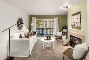 7711 NE 175th St, Unit D305 in Kenmore, WA - Building Photo