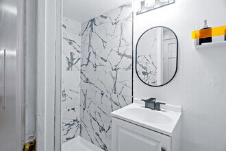 1818 Saint Paul St, Unit B - Room 1 in Baltimore, MD - Foto de edificio - Building Photo
