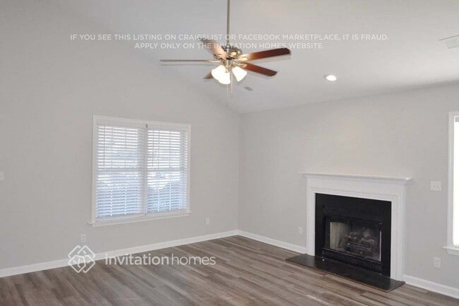 5314 Woodhollow Rd in McLeansville, NC - Foto de edificio - Building Photo