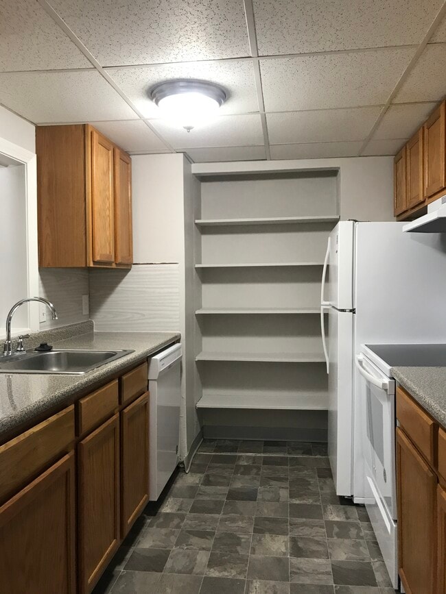 65 Webster St in Weymouth, MA - Building Photo - Building Photo