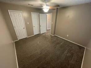 1409 Bugscuffle Rd in Lavaca, AR - Building Photo - Building Photo