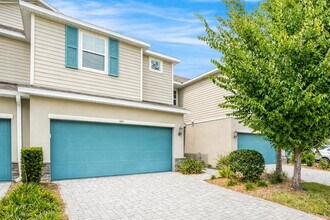 1105 Lady Gouldian Ct in Tampa, FL - Building Photo - Building Photo