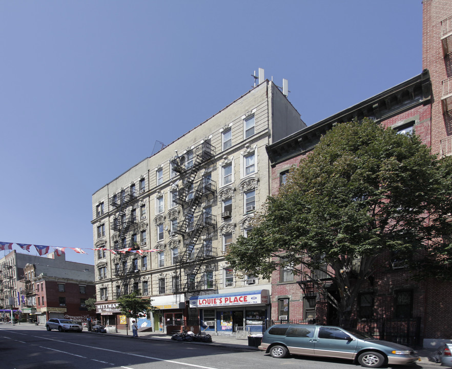 241 S 3rd St in Brooklyn, NY - Building Photo