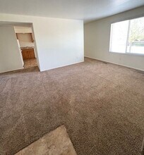 4751 S Bonair St in Holladay, UT - Building Photo - Building Photo