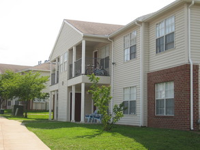 Cobblestone Corners in Nashville, TN - Building Photo - Building Photo