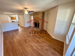 5431 Stagetrail Dr in Arlington, TX - Building Photo - Building Photo