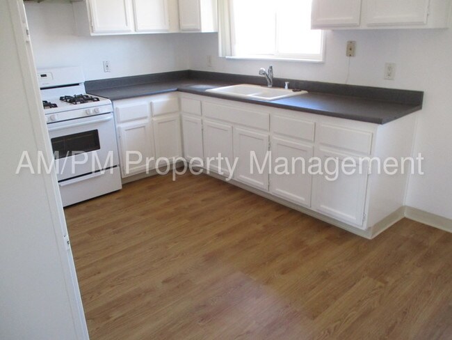 840 S Greenwood Ave-Unit -D in Montebello, CA - Building Photo - Building Photo