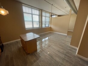 11 Fremont St-Unit -107 in Gloversville, NY - Building Photo - Building Photo