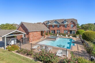 1001 Krenek Tap Rd in College Station, TX - Building Photo - Building Photo