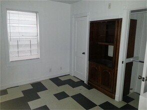 2520 Hopkins St in Houston, TX - Building Photo - Building Photo