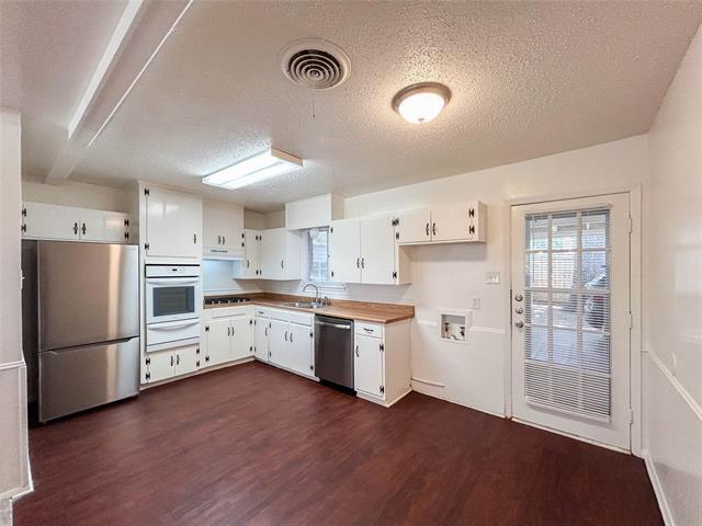 2016 Bolivar St in Denton, TX - Building Photo - Building Photo