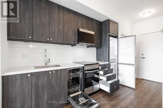 51 Clarington Blvd in Clarington, ON - Building Photo - Building Photo