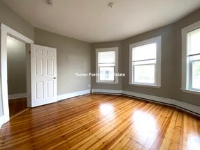 6 Bowdoin St, Unit 1 in Boston, MA - Foto de edificio - Building Photo