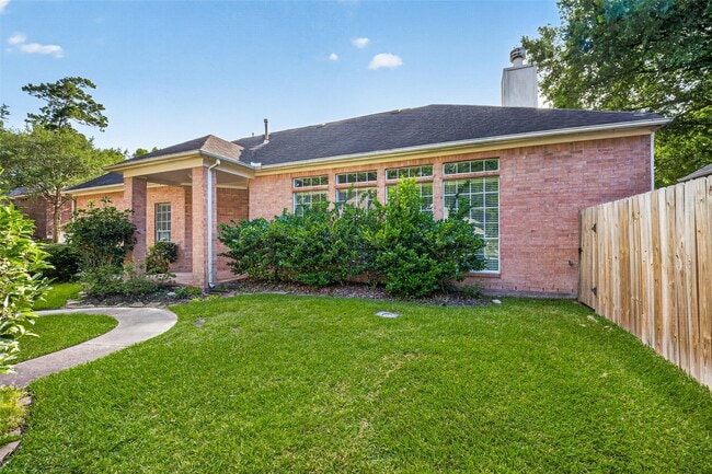 property at 3117 Cedar Knolls Dr