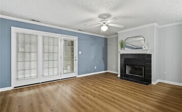331 Bubble Creek Ct in Fayetteville, NC - Building Photo - Building Photo
