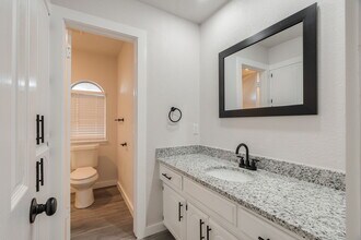 2704 NW 115th St in Oklahoma City, OK - Building Photo - Building Photo