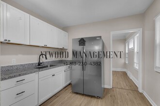 This beautifully updated 3-bedroom, 1-bath single-family home is ready for move-in! in Detroit, MI - Building Photo - Building Photo