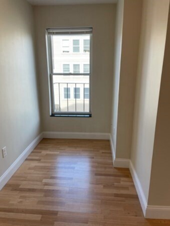 338 W Broadway, Unit 1 in Boston, MA - Building Photo - Building Photo