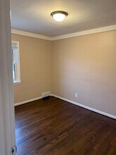 21531 Arrowhead St in St. Clair Shores, MI - Foto de edificio - Building Photo