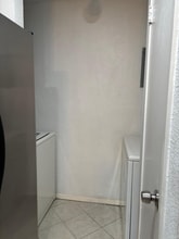 5667 Birchmont Dr, Unit A in Houston, TX - Building Photo - Building Photo