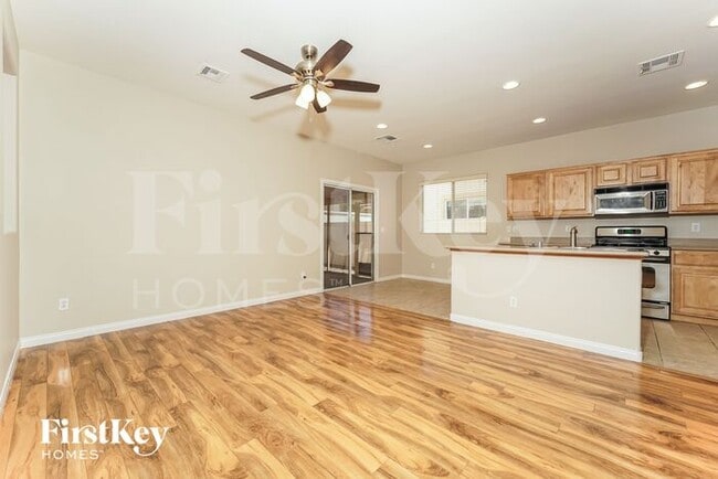 3920 Fragrant Jasmine Ave in North Las Vegas, NV - Building Photo - Building Photo
