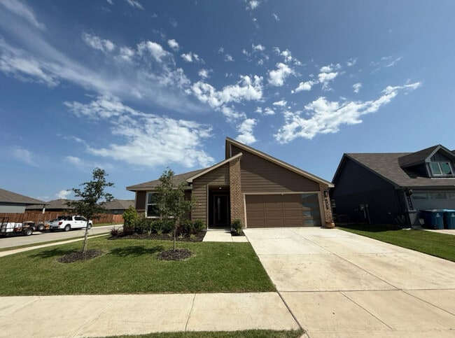 property at 701 Trinity Pk Trl