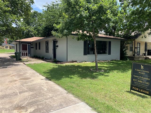 109 Ray St in Arlington, TX - Building Photo