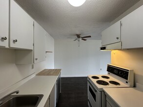 9477-9477 Cook St in Chilliwack, BC - Building Photo - Building Photo